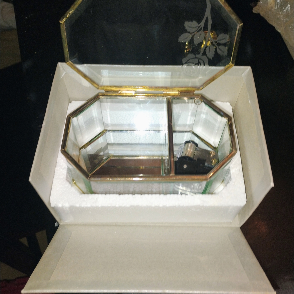 Elegant Glass Jewelry Music Box with Gold Accents